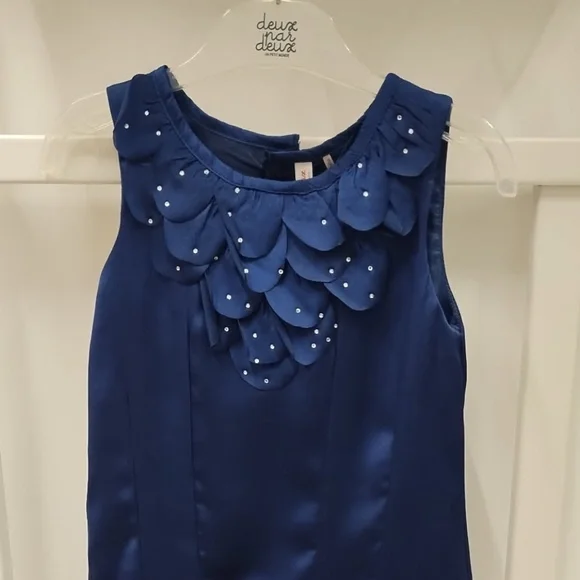 Dress - Picture 2 of 4